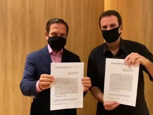 Eduardo Paes firma acordo com Doria para vacina contra covid-19