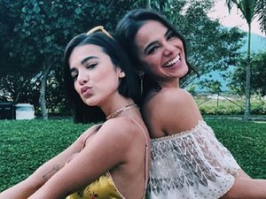 'A gente se escolheu', diz Manu Gavassi nos 25 anos de Marquezine