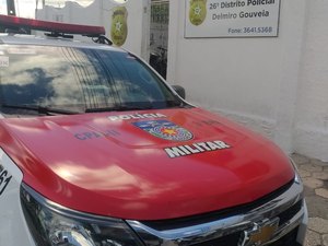 Moto roubada é recupera no Mutange, em Maceió