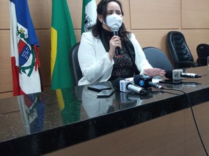 Prefeita vai implantar força-tarefa para acelerar obras em Arapiraca