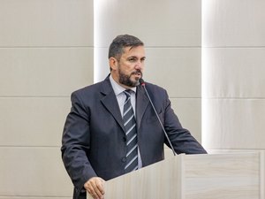 Câmara aprova PL que obriga realização de campanha antidrogas em escolas