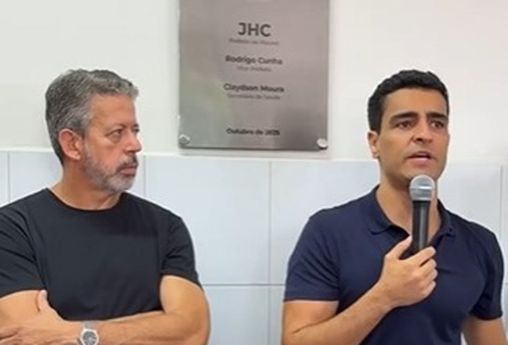 JHC sinaliza reaproximação com Lira e manda recado para Rui: ‘Falar até papagaio fala’
