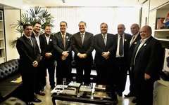  Prefeito de Craíbas se reúne com parlamentares alagoanos em Brasília