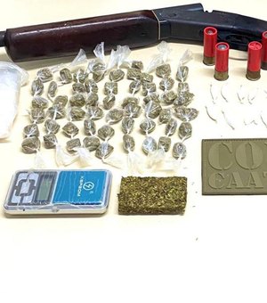 PM apreendeu 17 armas de fogo e quase 10kg de drogas na última semana