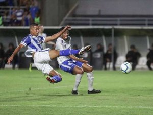 Avaí pedirá anulação do jogo contra o CSA alegando uso incorreto do VAR