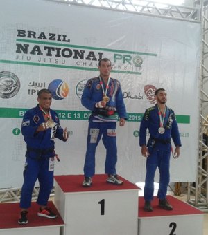 Competidor de Alagoas é campeão em evento nacional de jiu-jitsu