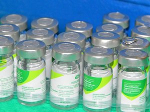 Vacina contra a gripe está disponível para o público geral em Alagoas