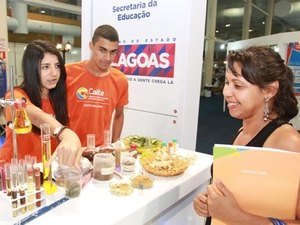 Escolas participam de uma das maiores Feiras de Ciência e Tecnologia do país