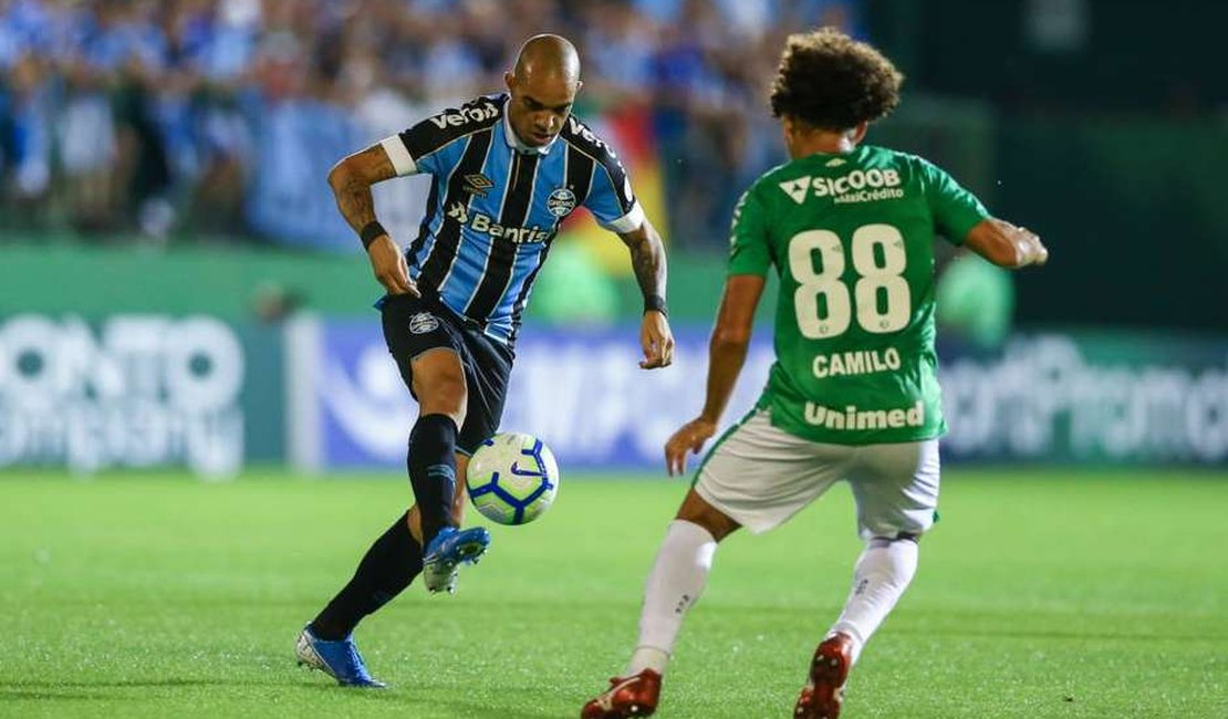 Tardelli vê Grêmio no 'caminho certo' para garantir a vaga direta para a Libertadores