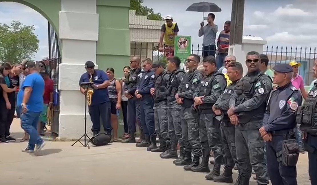 [Vídeo] Guarda municipal é sepultada junto com filho de 9 anos, após tragédia em União