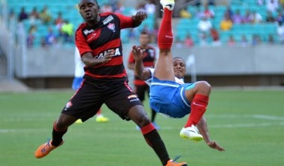 Luis Aguiar e Hugo são dispensados pelo Vitória