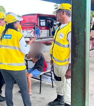 Ronda no Bairro acolhe criança de oito anos perdida no terminal do Benedito Bentes