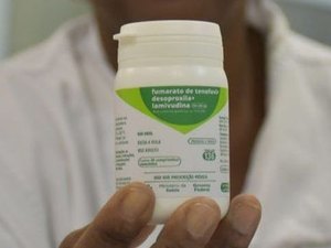 Fiocruz vai fabricar remédio para HIV, o que deve ampliar seu acesso