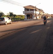 [Vídeo] Obras de recapeamento asfáltico na Rua Coronel Vicente Ramos em Arapiraca animam motoristas