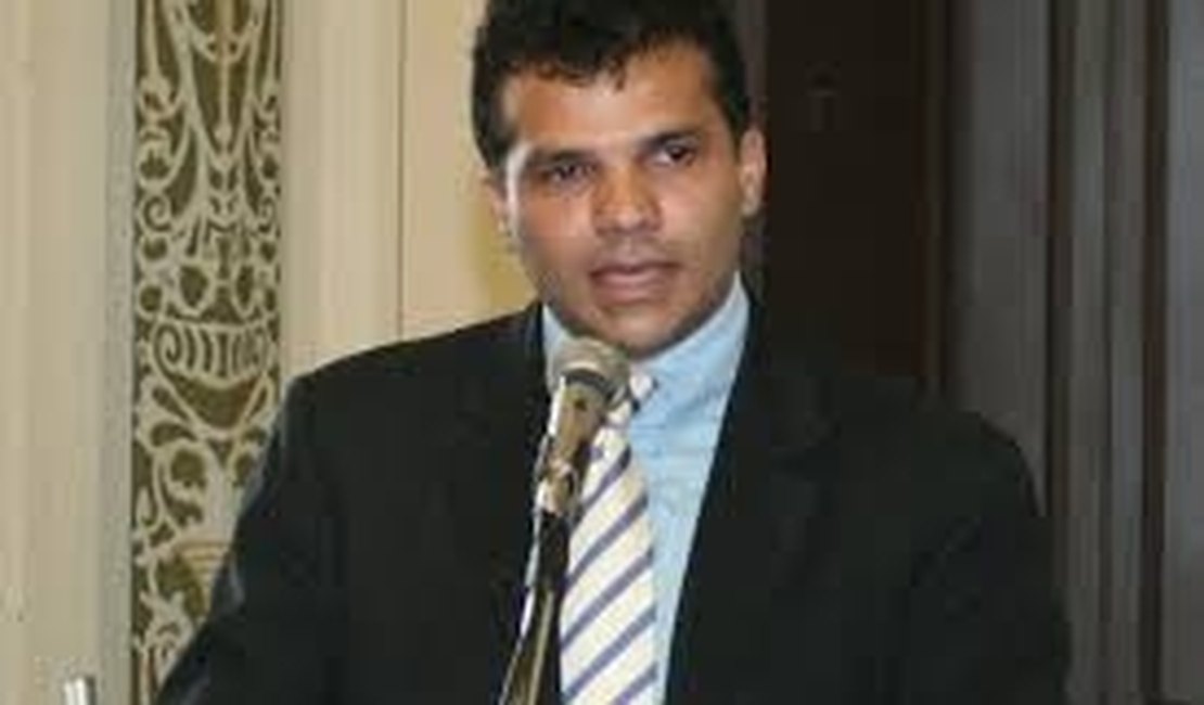 Deputado se diz surpreso com veto do governador