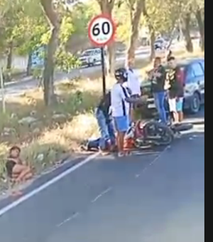 Colisão entre carro e motocicleta deixa duas mulheres feridas na BR-104 em Rio Largo