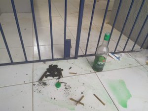 Macumba é encontrada na porta da delegacia de Jacuípe