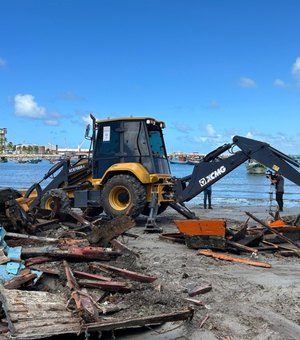 Segurança Cidadã remove estruturas irregulares no Centro Pesqueiro do Jaraguá