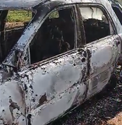 [Vídeo] Carro carbonizado é encontrado na zona rural de Feira Grande