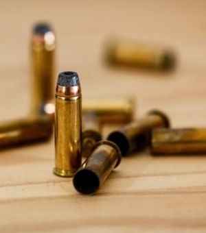 Proprietário de mercearia é preso com munições na parte alta de Maceió