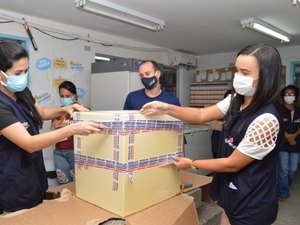 Alagoas agenda vacinação contra Covid para grávidas, puérperas e transplantados