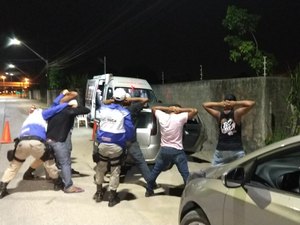 Operação Lei Seca prende quatro condutores por embriaguez, em Rio Largo