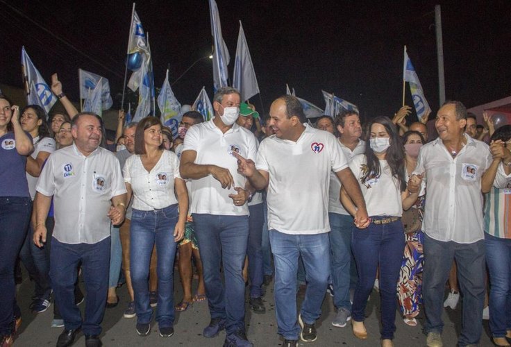 Davi Teófilo e Lucinha recebem reforço de Arthur Lira para campanha em Taquarana