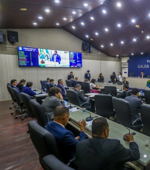 Câmara aprova Moção de Repúdio contra BRK após denúncias de obras inacabadas e cobranças indevidas