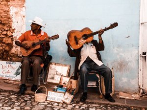 Câmara de Maceió discute projeto sobre apresentações de rua