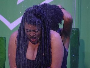 BBB19: Após 5 horas, Rízia e Gabriela desistem de prova do líder