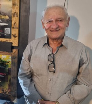 Idoso com Alzheimer desaparece após sair de prédio na Ponta Verde
