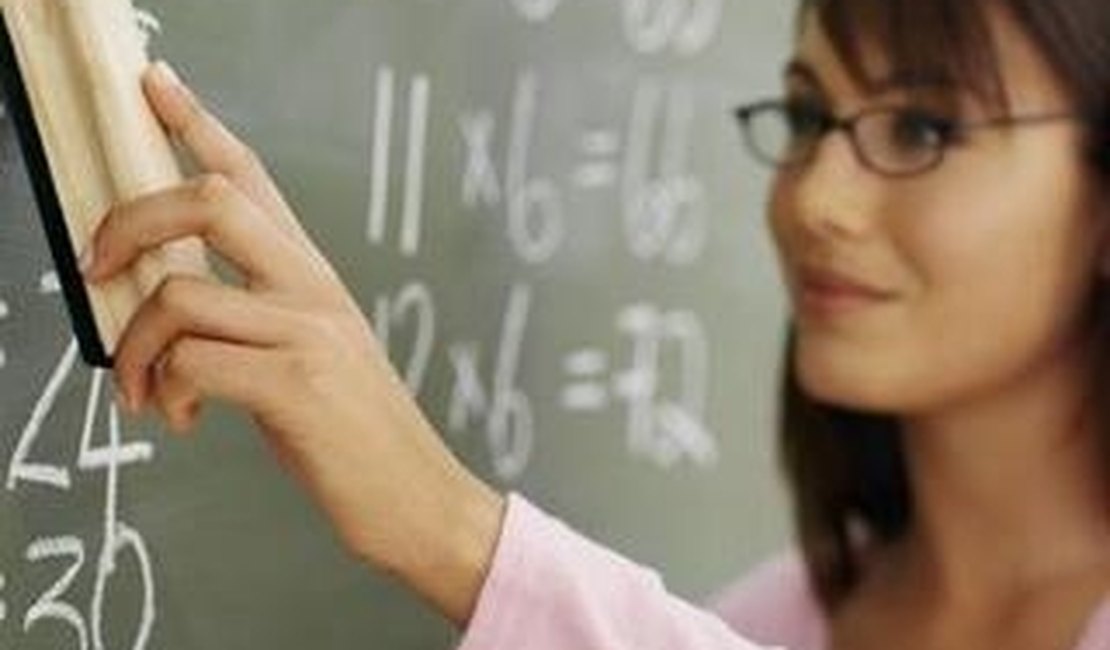 Sesi Alagoas seleciona professor de filosofia