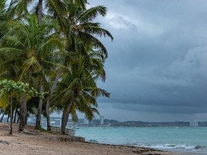 Inmet emite alerta de chuvas intensas para 54 cidades de Alagoas