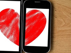 'PTinder' promete juntar os corações do lado vermelho da política