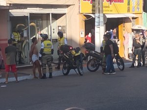Casal entra em luta corporal e mobiliza PM no Centro de Arapiraca