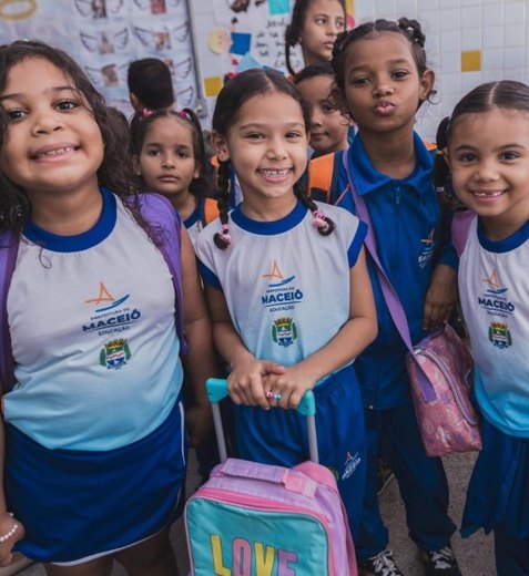 Prefeitura de Maceió abre pré-matrícula com 6,5 mil novas vagas em escolas e Gigantinhos