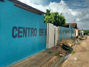 Criminosos furtam computadores e botijão de gás de escola pública no Pau D’Arco em Arapiraca