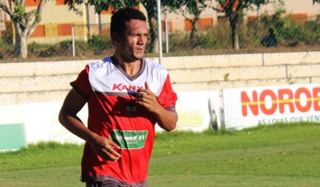 Thiago Alagoano pode estrear pelo River, em Arapiraca, diante do ASA