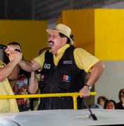 Carlos Gonçalves toma posse, junto do vice-prefeito e dos 13 vereadores eleitos por Rio Largo