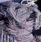 Trio é preso após se passar por funcionários e furtar fios de cobre em carro blindado