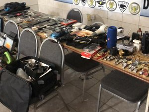 BR-101: Assaltantes de ônibus estupraram duas passageiras, diz polícia