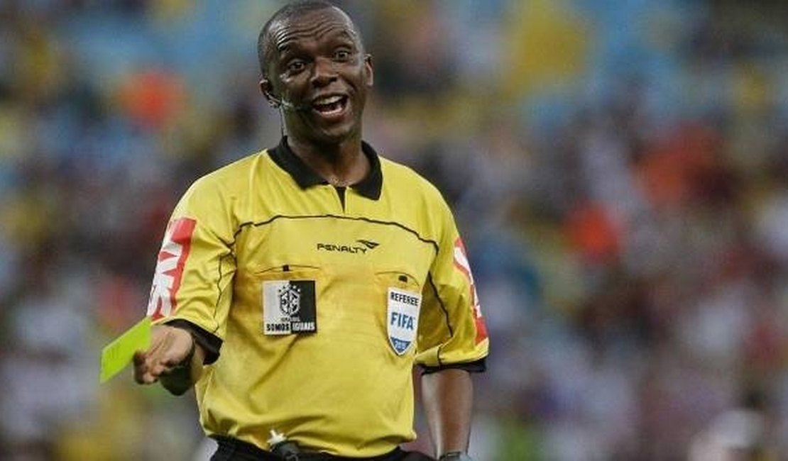 Luiz Flávio de Oliveira apitará jogo de ida da final da CB