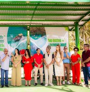 Prefeitura de Japaratinga inaugura modernos pontos de ônibus na cidade