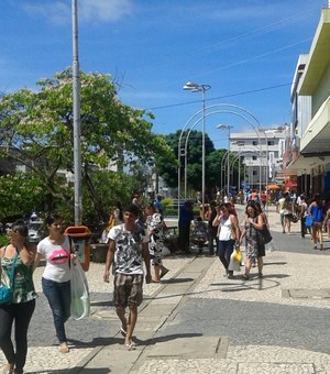  Fique atento: bancos fecham e shopping funciona em horário especial nesta terça em Arapiraca