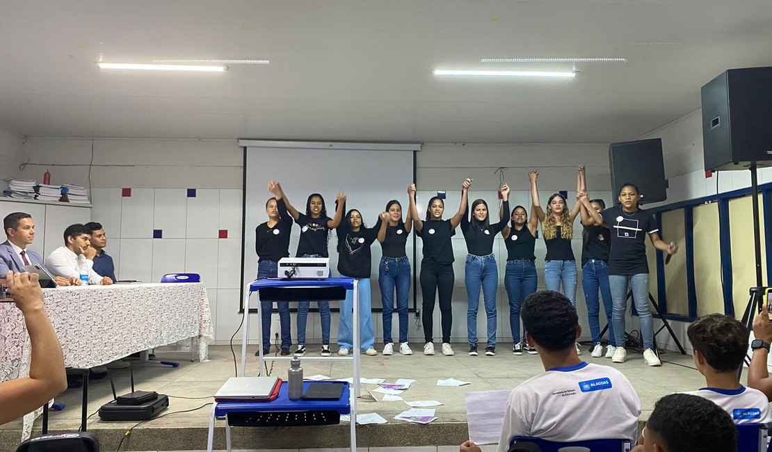 MPAL realiza palestra sobre Lei Maria da Penha com estudantes de Porto Calvo