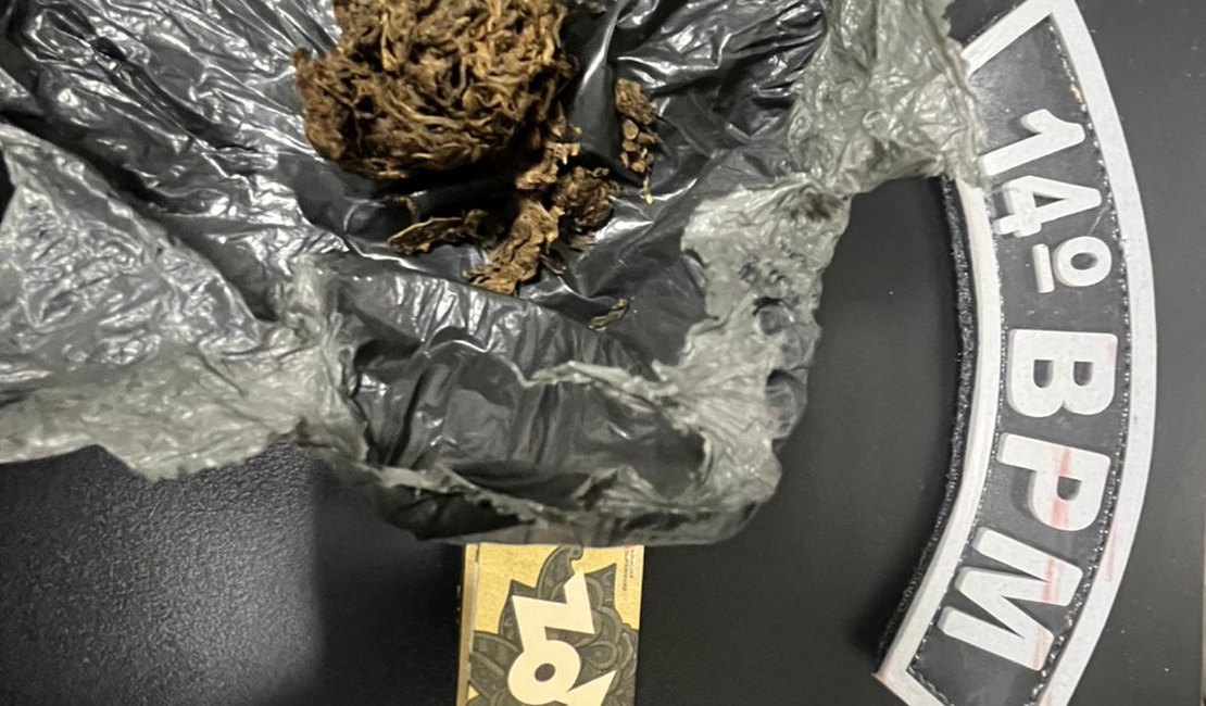 Polícia Militar aborda suspeitos e apreende maconha em Colônia Leopoldina