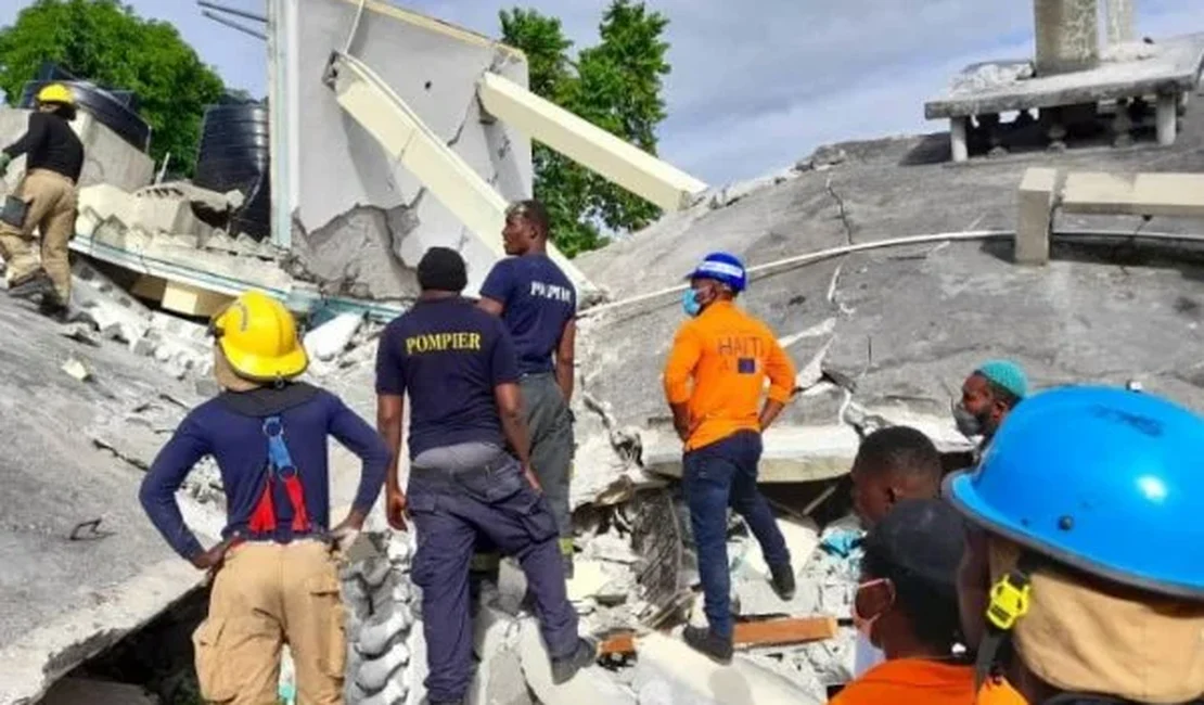 Número de mortos por terremoto no Haiti sobe para 1.300