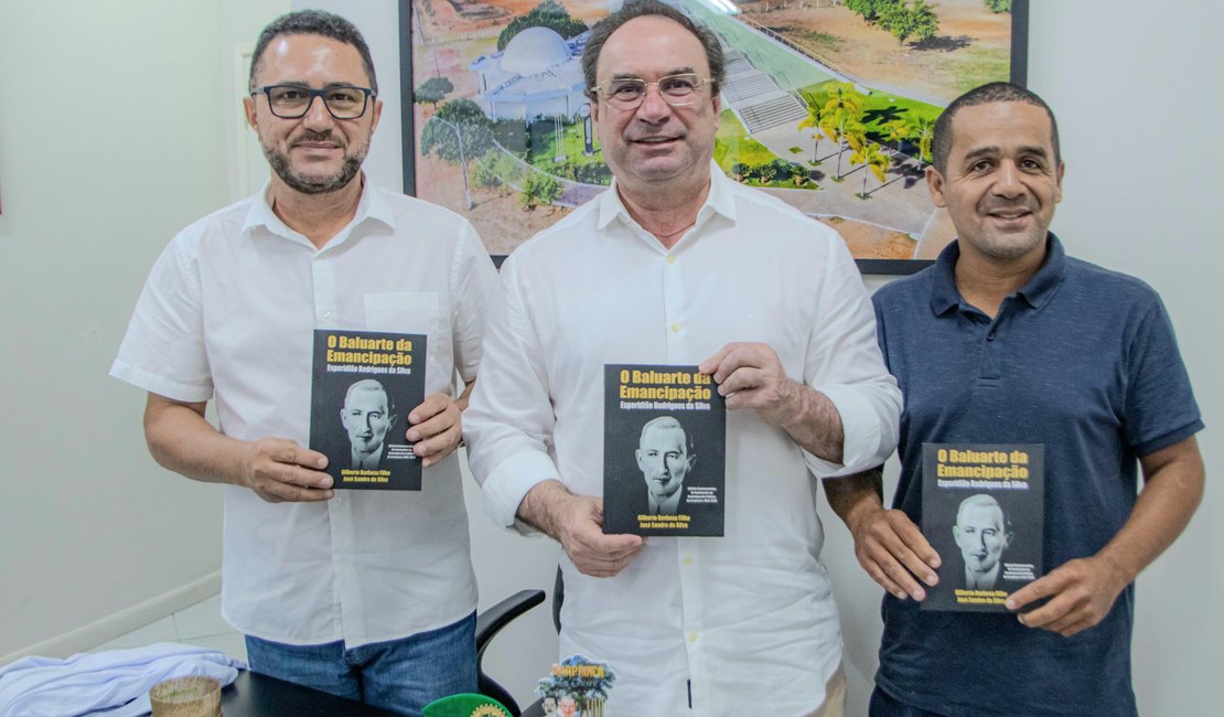 ﻿Historiadores lançam livro inédito para marcar o Centenário de Arapiraca