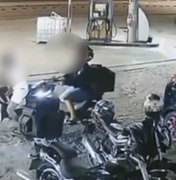 Pai larga moto para socorrer filha com epilepsia e veículo é furtado em Maceió