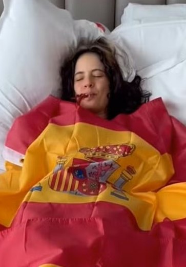 Rosalía reage à vitória da Espanha na Copa do Mundo